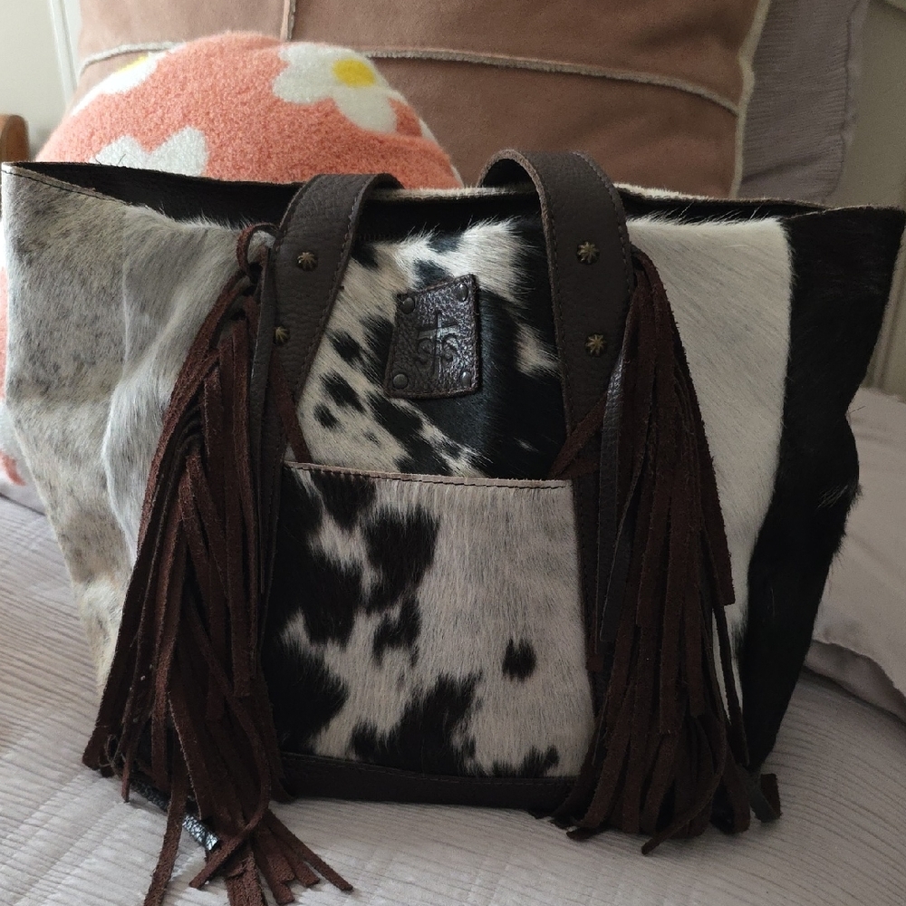 STS Ranchwear Black and White Cowhide Tote